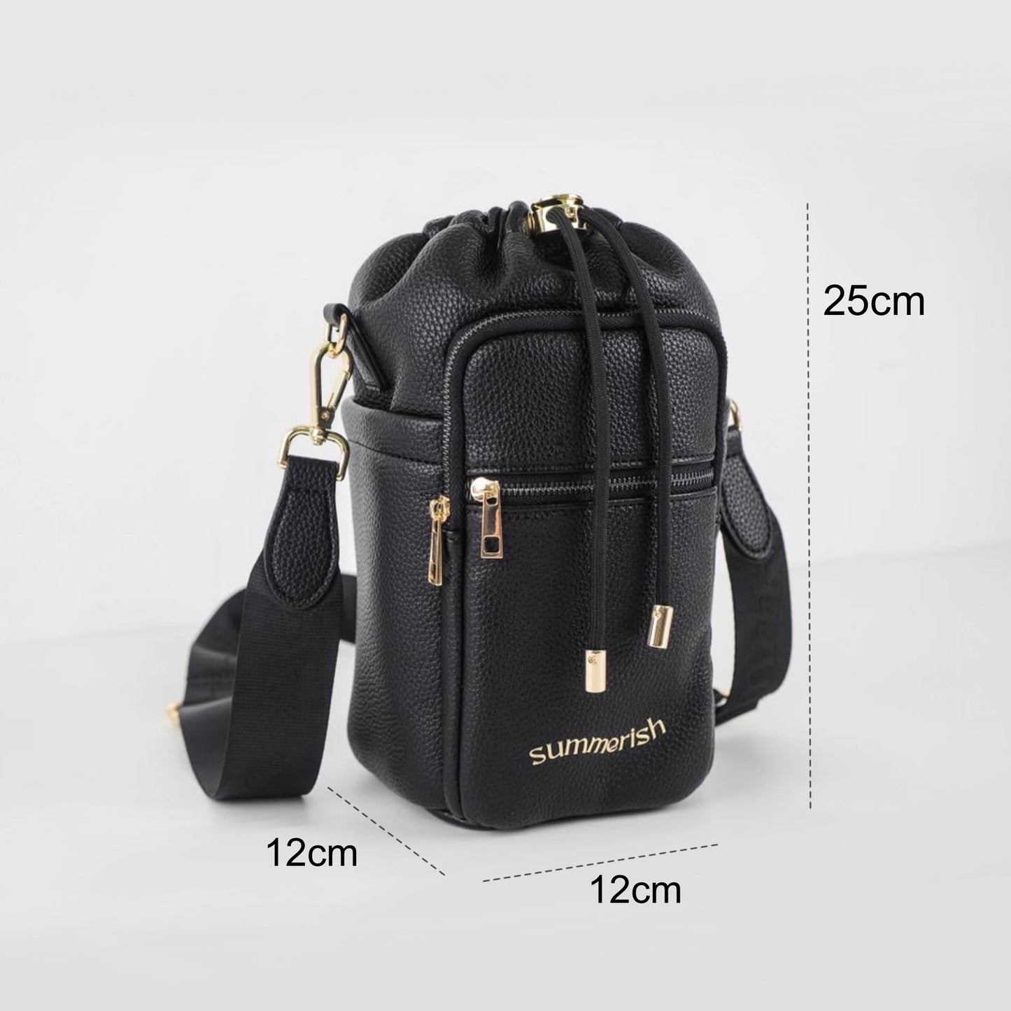 Black water bottle bag measurements