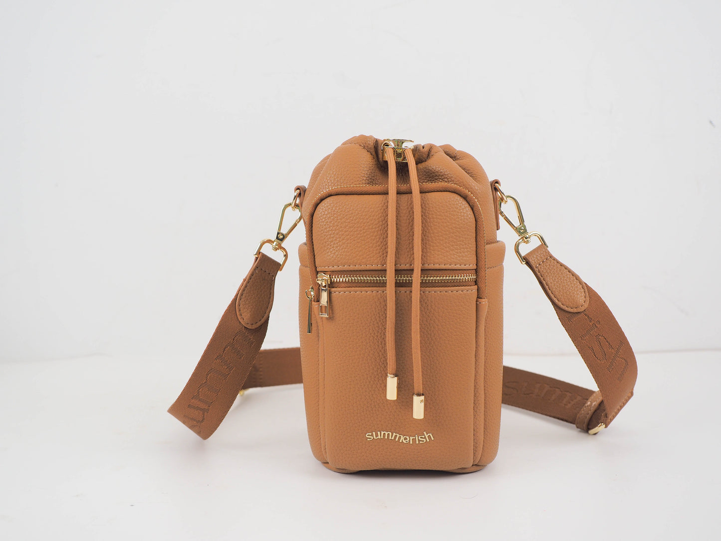 Tan water bottle bag