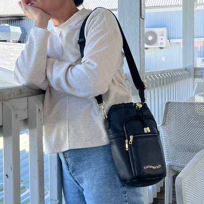 Black water bottle bag